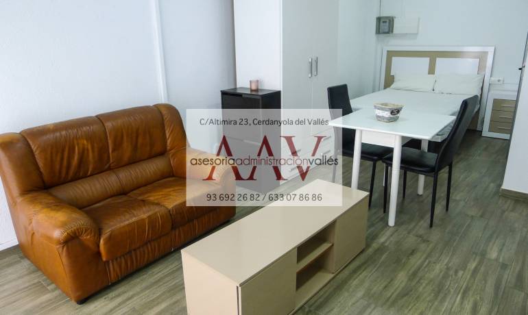 Local en venta en centro Cerdanyola