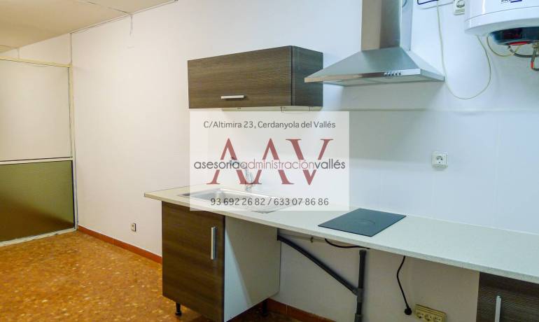 Oficina alquiler Cerdanyola