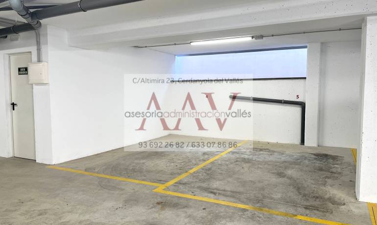 Parking en alquiler en centro de Cerdanyola