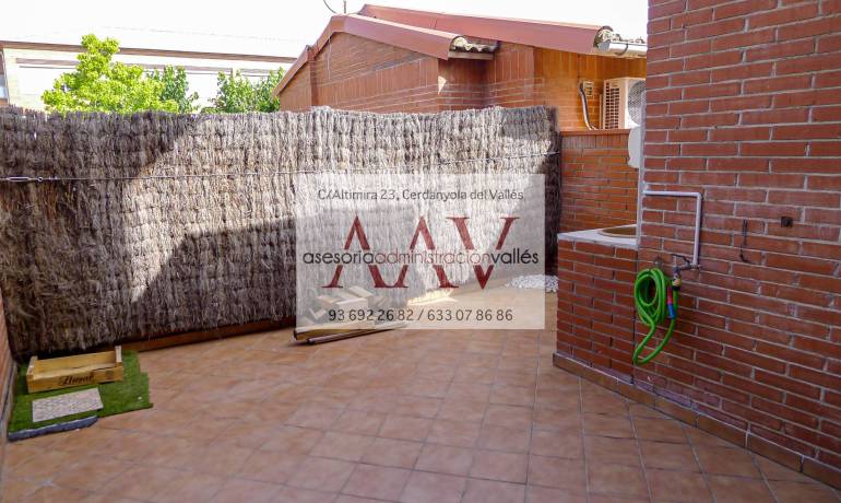 Dúplex en venta en Matadepera