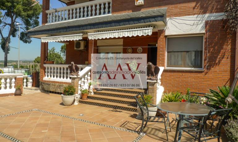 Casa / Chalet Independiente en Venta en Cerdanyola del Vallès